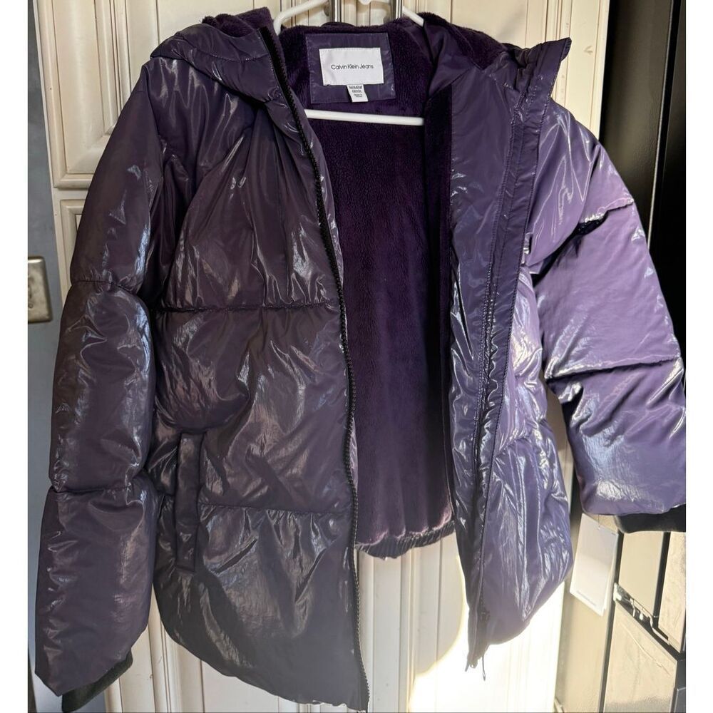 Calvin Klein Girls Plush Lined Liquid Shine Puffer Jacket Purple Medium NWT